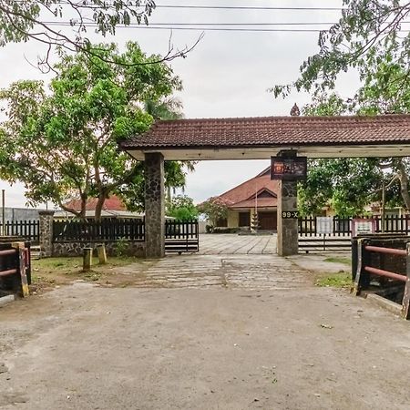 Reddoorz Syariah Near Gor Ken Arok Hotell Malang Eksteriør bilde