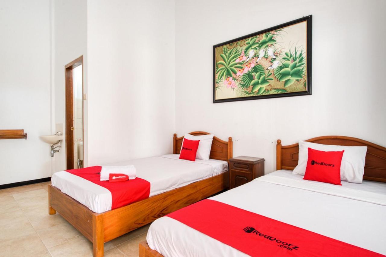 Reddoorz Syariah Near Gor Ken Arok Hotell Malang Eksteriør bilde